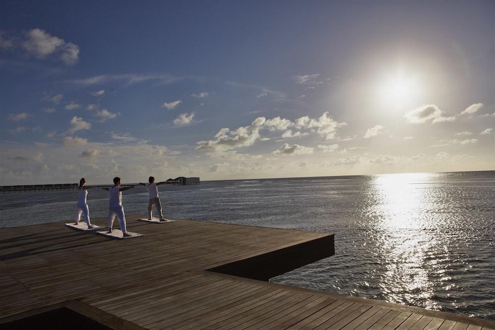 The Residence Maldives Dhigurah  Εξωτερικό φωτογραφία