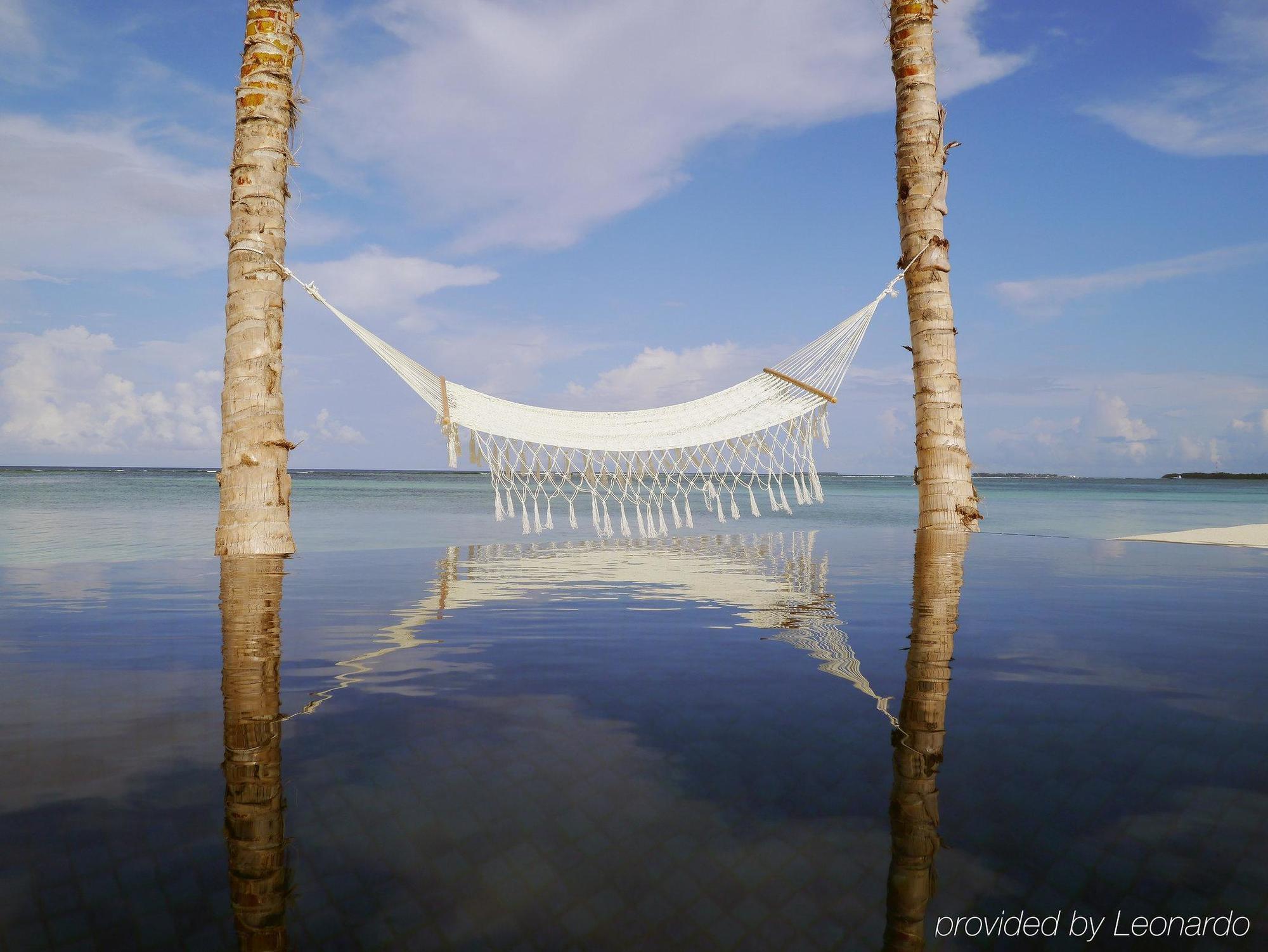 The Residence Maldives Dhigurah  Ανέσεις φωτογραφία